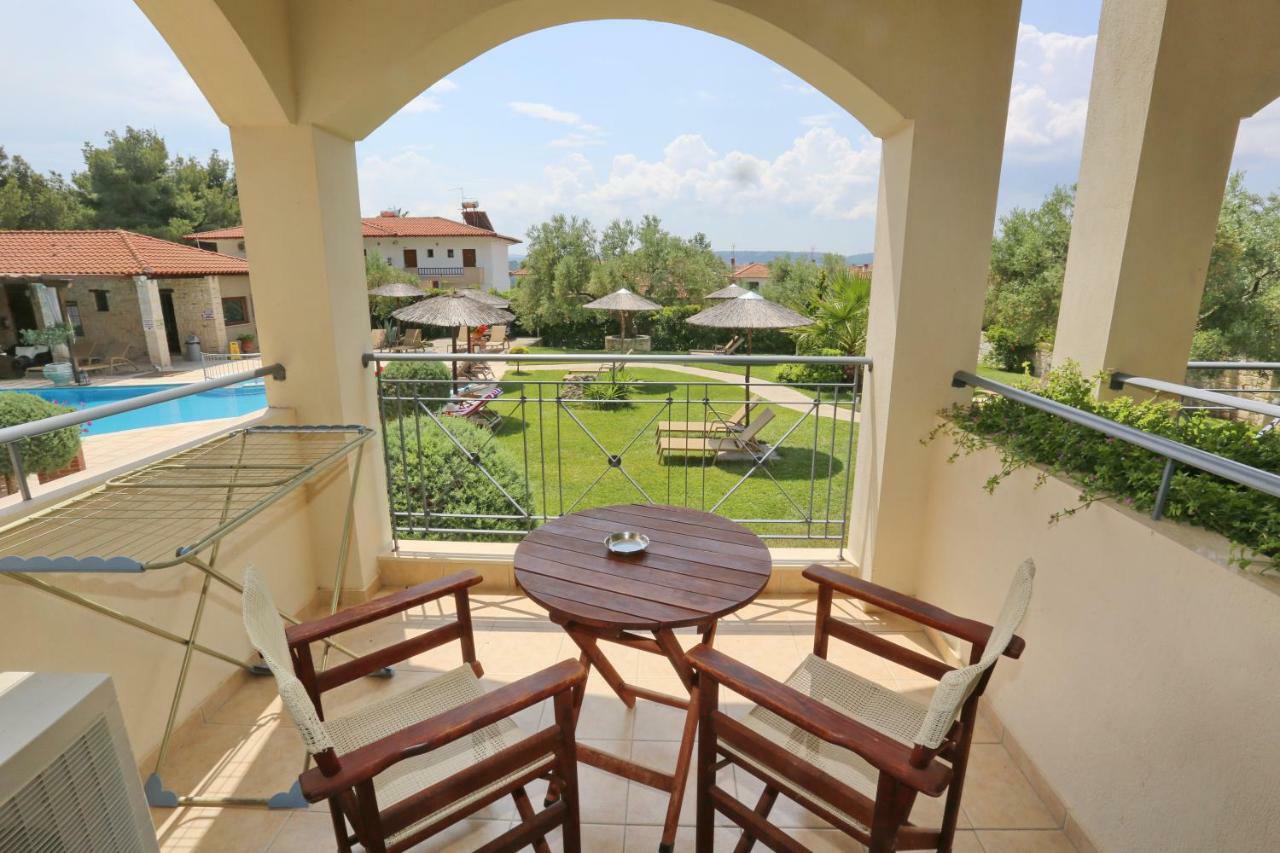 Country Inn Kallithea  Екстериор снимка